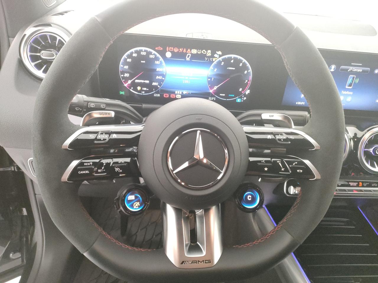 Mercedes-Benz GLA AMG 35 Premium AMG 4matic auto