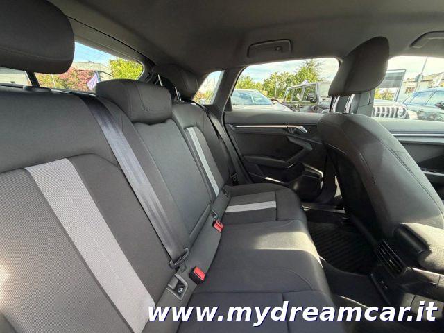 AUDI A3 SPB 30 g-tron S tronic Business Advanced