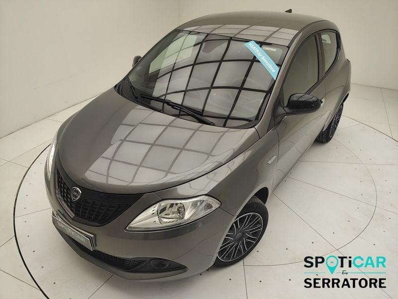 Lancia Ypsilon III 2021 1.0 firefly hybrid Oro s&s 70cv
