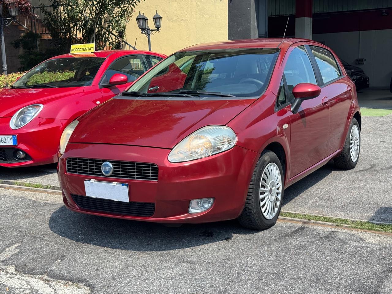 Fiat Grande Punto 1.2 5 porte Dynamic gpl scade 2034