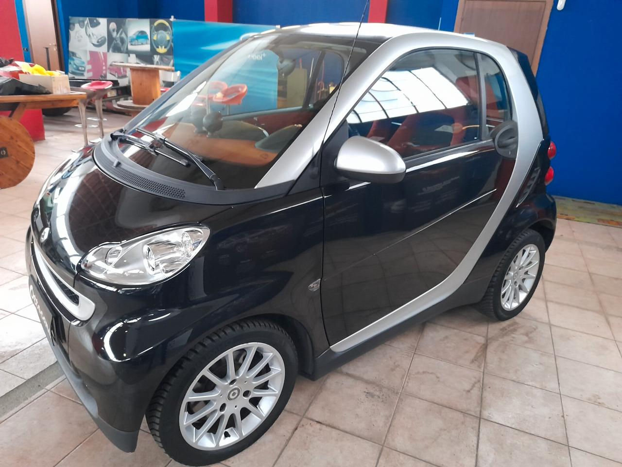 Smart ForTwo 1000 52 kW coupé limited two