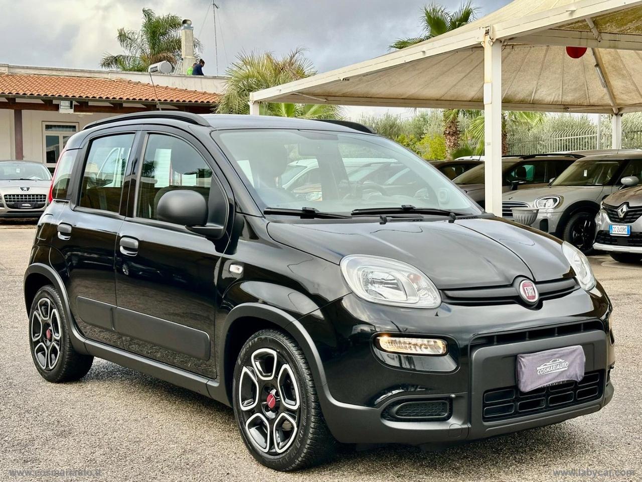FIAT Panda 1.0 FireFly S&S Hybrid City Cross