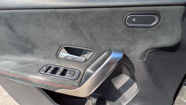 MERCEDES-BENZ A 200 200d Automatic Executive AMG Line Night Pack 150cv