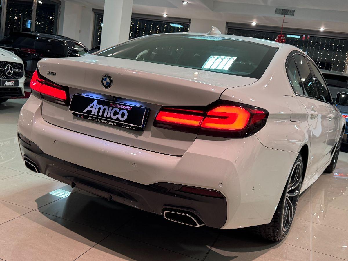 BMW Serie 5 520d xDrive Berlina Msport
