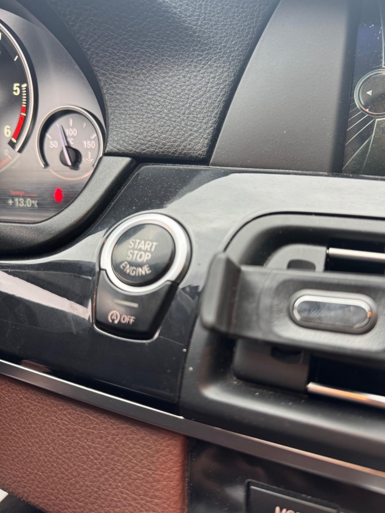 Bmw 525 525d Touring Msport X drive 160 kW 218 cavalli