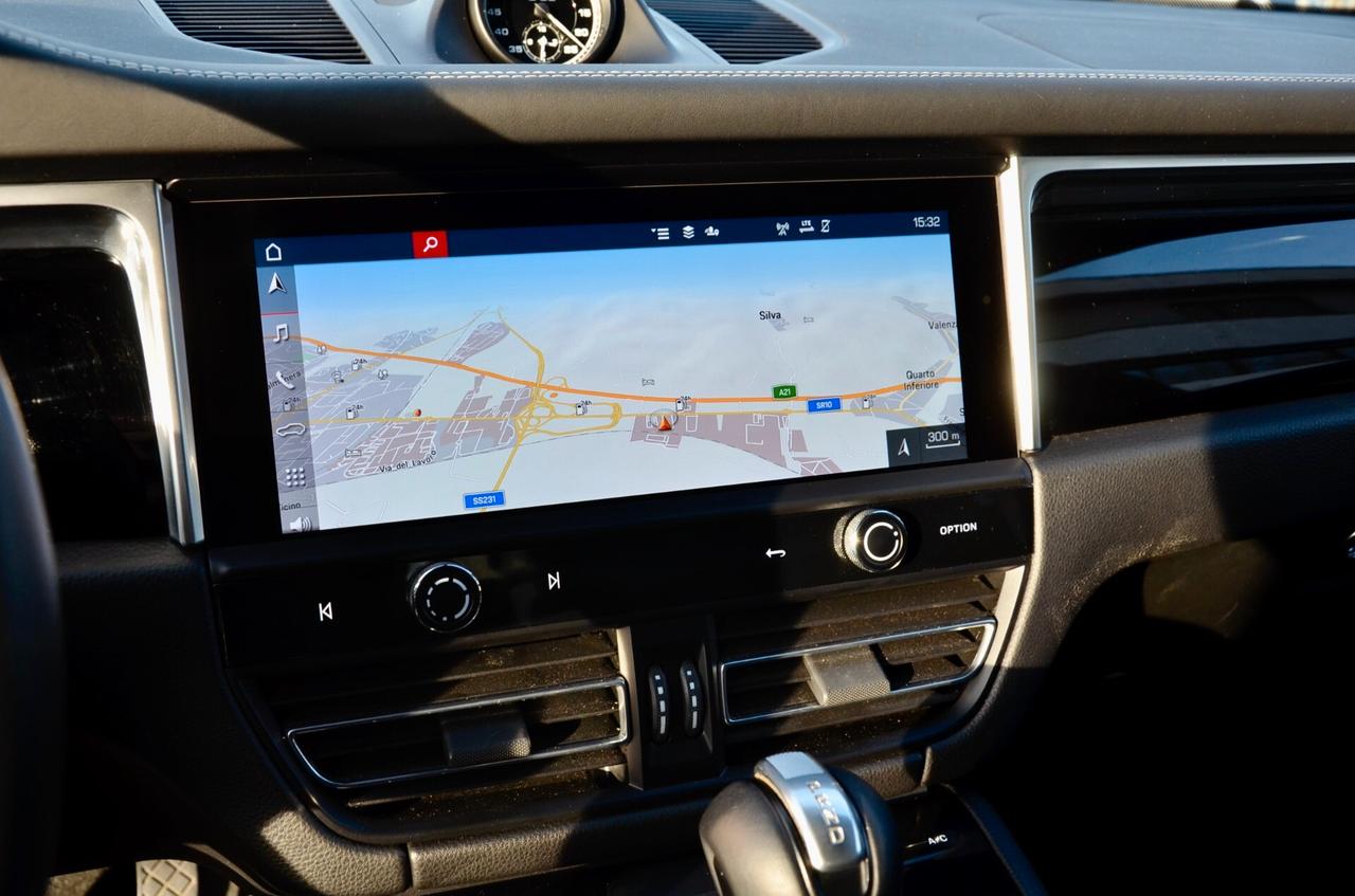 PORSCHE MACAN 2.0 265cv PDK UNICOPROPRIETARIO, SERVICE PORSCHE, UFF ITALIANA, MATRIX, BOSE, SPORT CHRONO, 20", PERMUTE