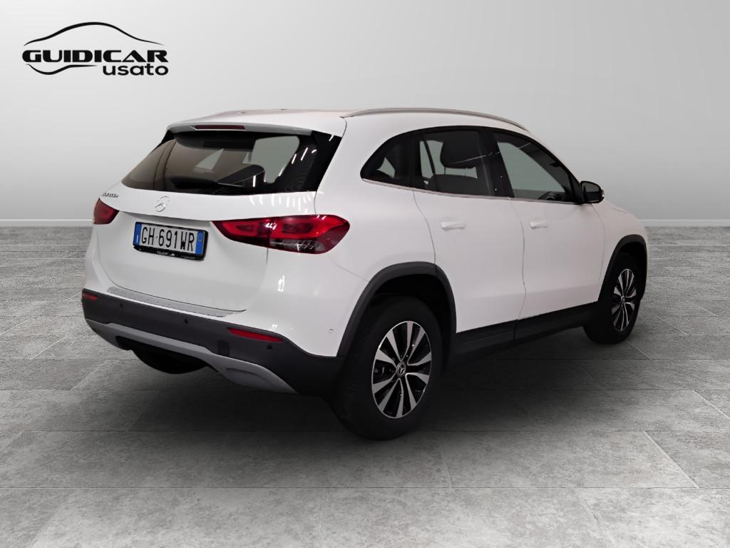 Mercedes-Benz GLA-H247 2020 - GLA 180 d Sport auto