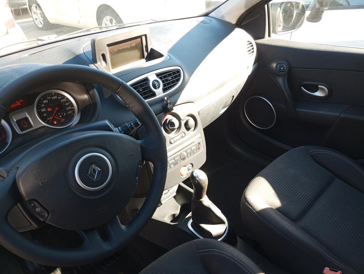 Renault Clio 1.2 16V 5 porte Confort