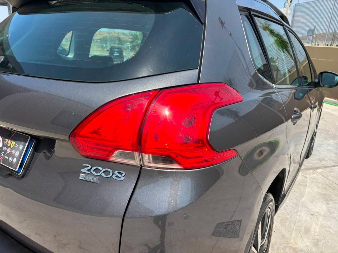 Peugeot 2008 1.6 e-HDi 92 CV Stop&Start Allure