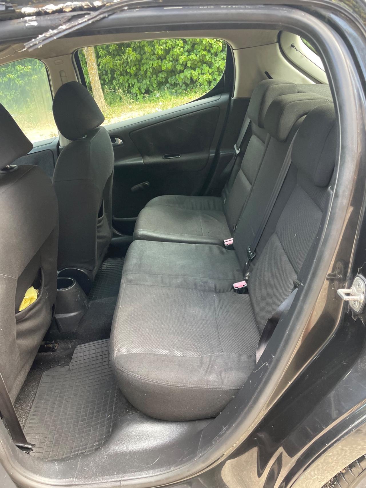 Peugeot 207 1.6 HDi 90CV 5p. XS