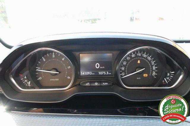 PEUGEOT 2008 BlueHDi 100 S&S Allure