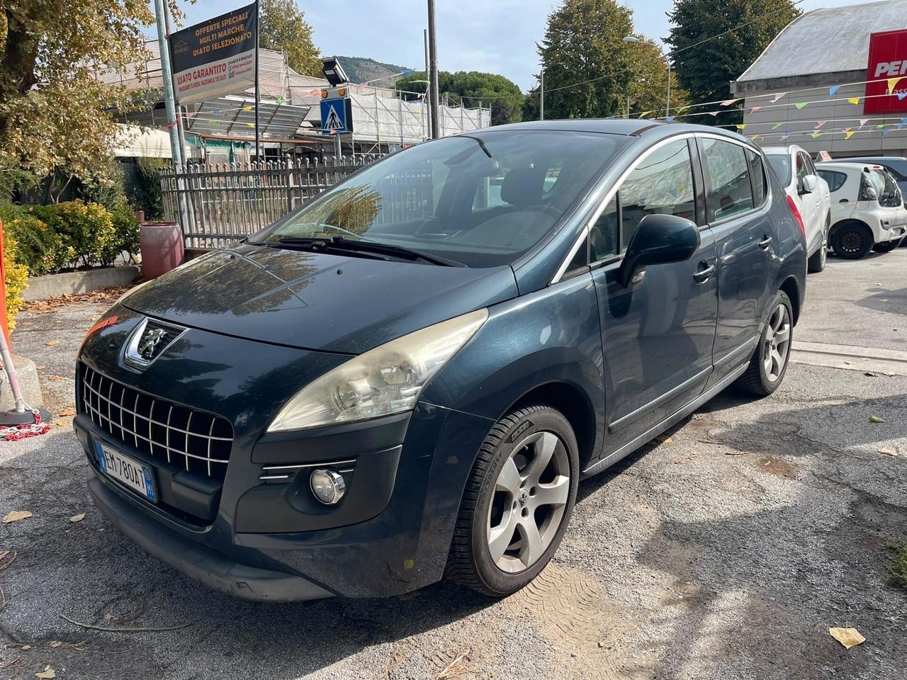 Peugeot 3008 1.6 e-HDi 112CV cambio robotizzato S.&S. Business