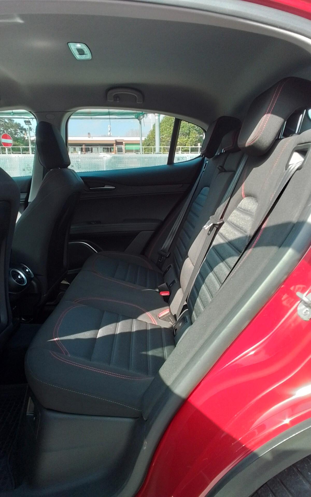 Alfa Romeo Stelvio 2.2 Turbodiesel 190 CV AT8 Q4 Business