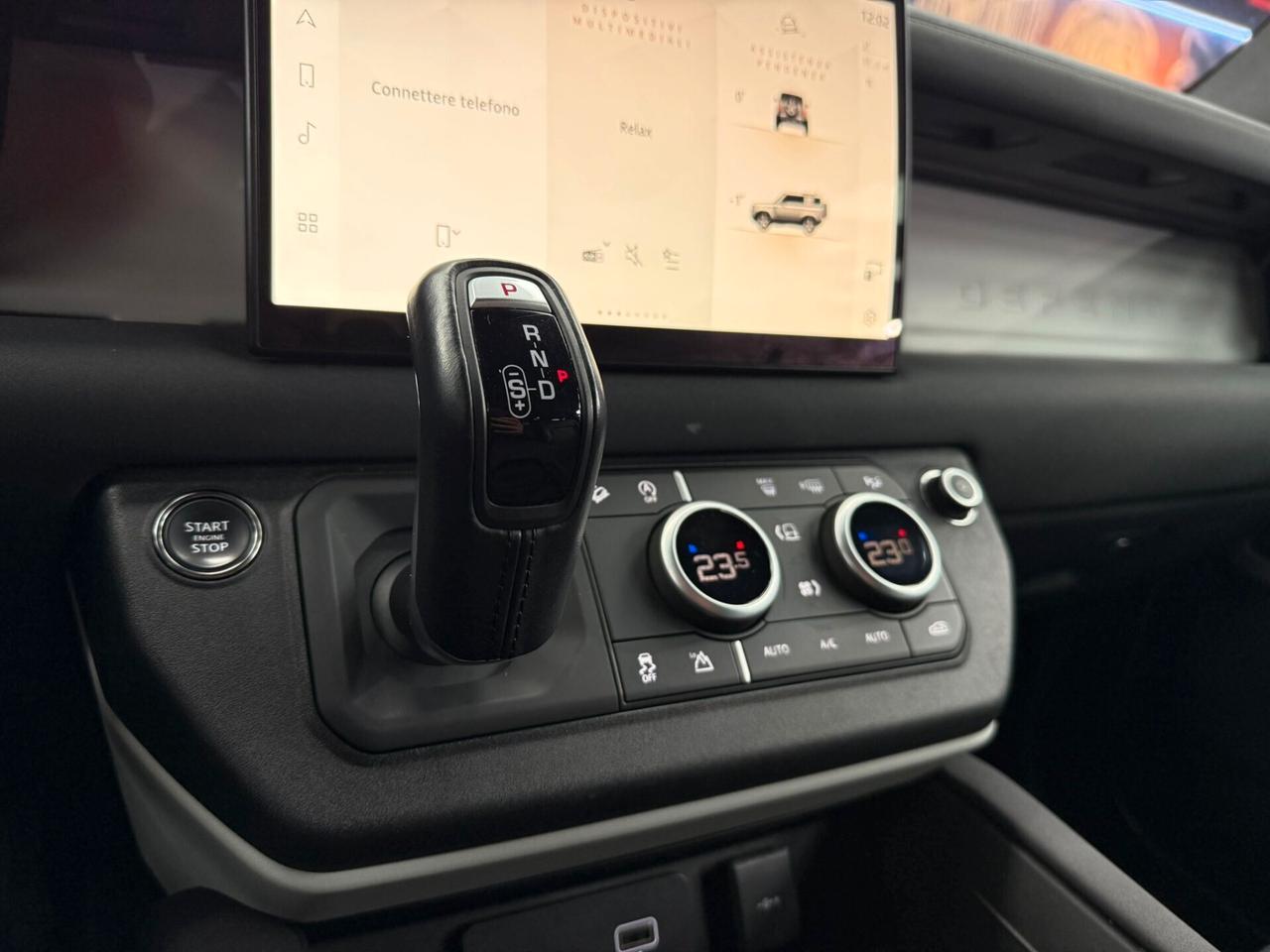 Land Rover Defender 90 3.0D I6 200 CV AWD Auto X-Dynamic SE (303)
