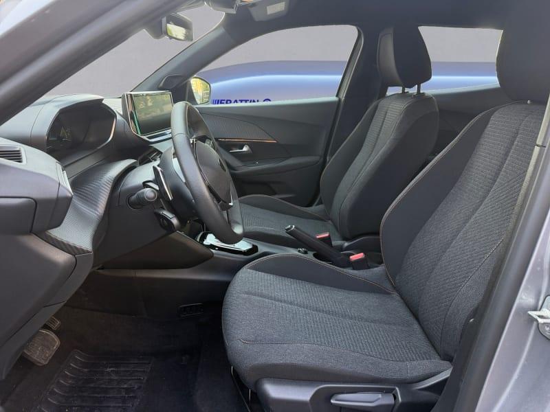 PEUGEOT 2008 HYBRID 145 E-DCS6 STYLE