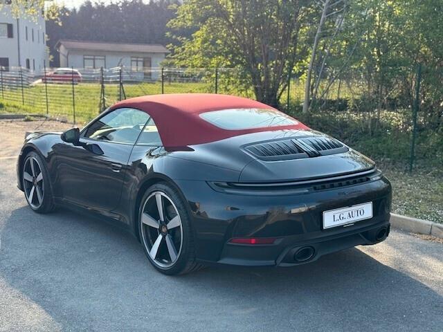 Porsche 911 Carrera Cabriolet