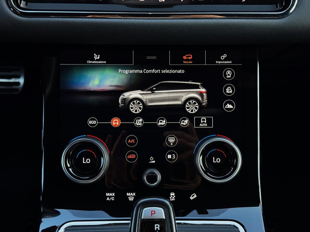 Range Rover Evoque 2.0d i4 MHEV R-Dynamic SE 150CV