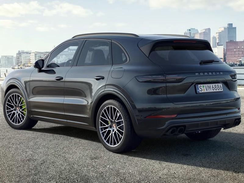 Porsche Cayenne 3.0 e-hybrid platinum edition tiptronic