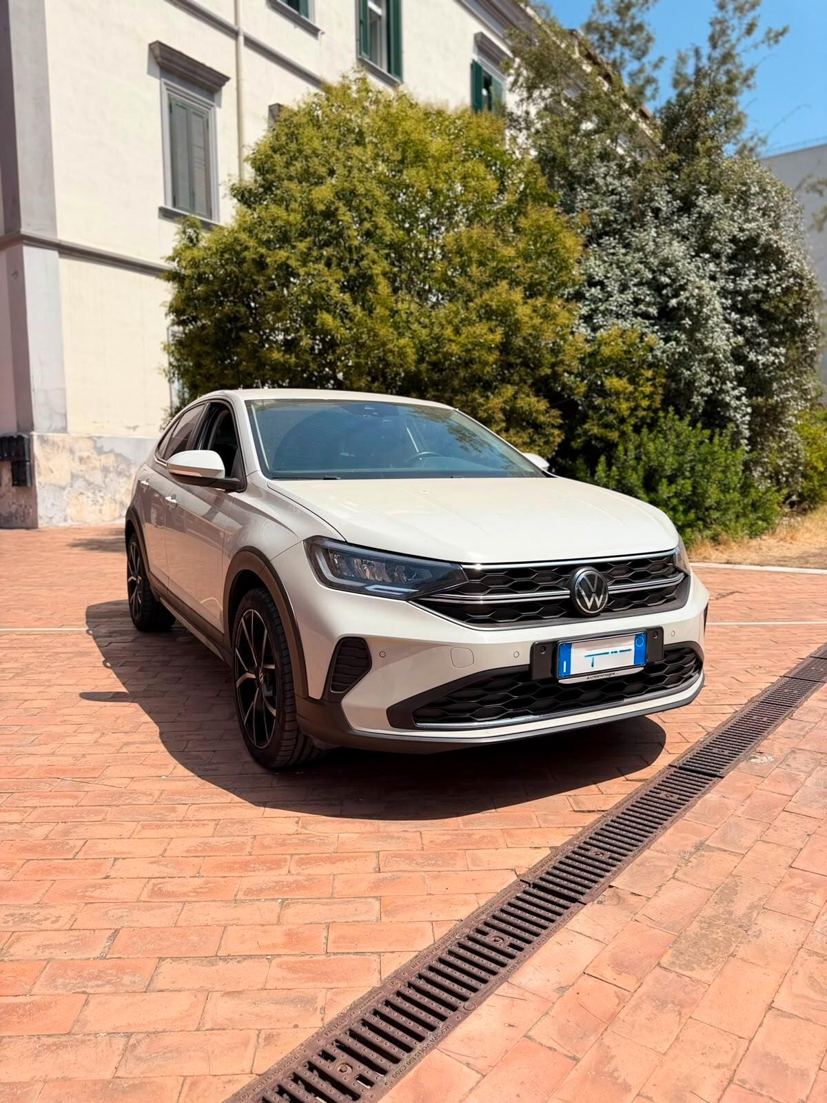 Volkswagen Taigo 1.0 TSI 110 CV DSG Life Cerchi in lega 17" e VETRI OSCURATI