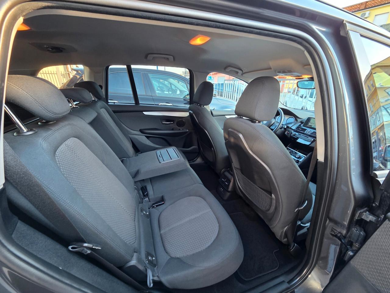 Bmw Serie 2 Gran Tourer 216d Business Automatica