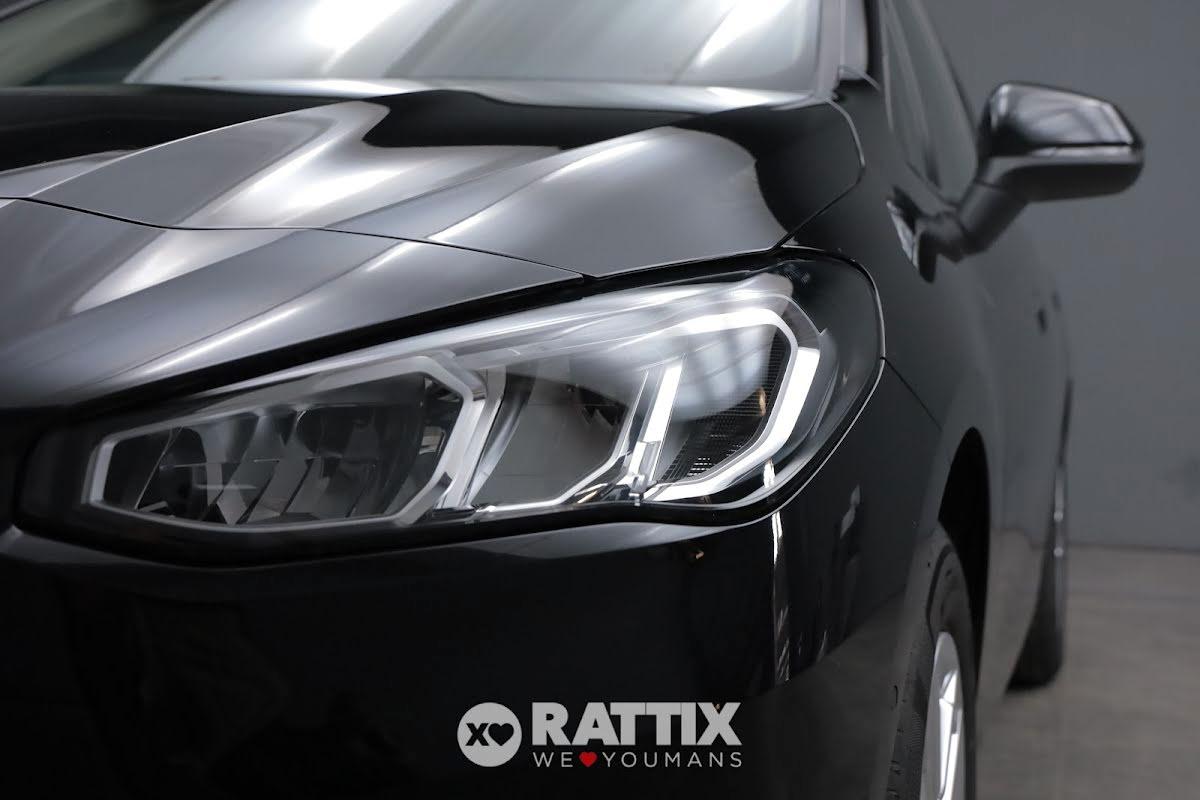 BMW 220 i Active Tourer mhev 48V auto