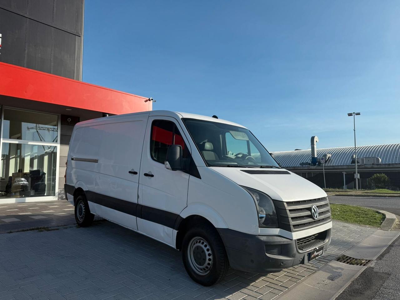 Volkswagen Crafter 30 2.0 TDI 136CV PM-TN furgone (042)