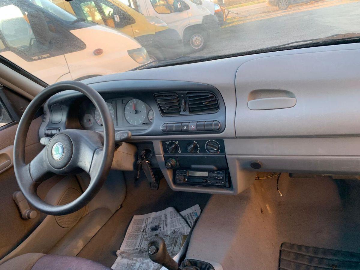 SKODA PICK UP 1.9 D