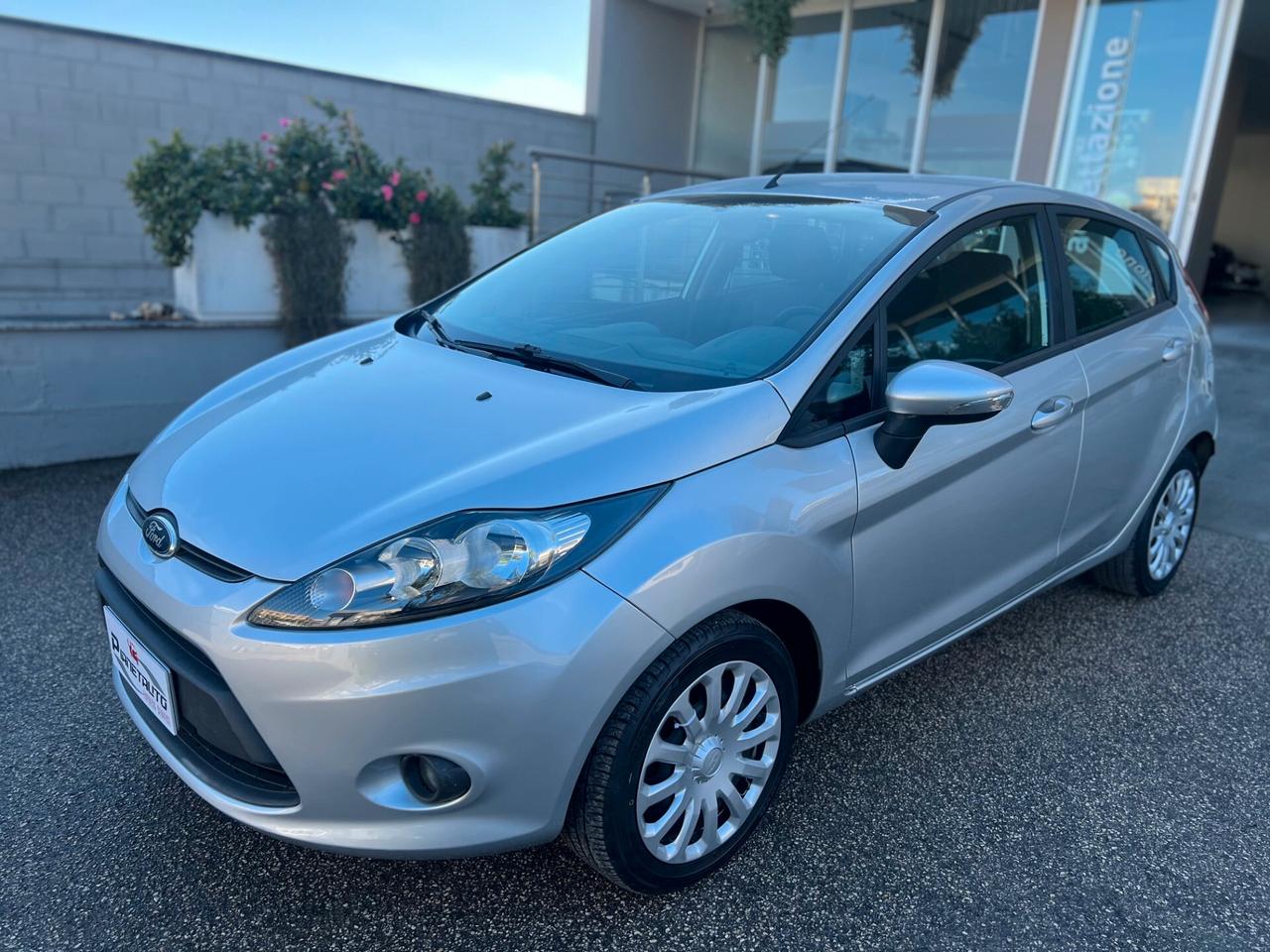 Ford Fiesta 5porte PLUS 1.4 GPL 95cv ADATTA NEOPAT. PERFETTA