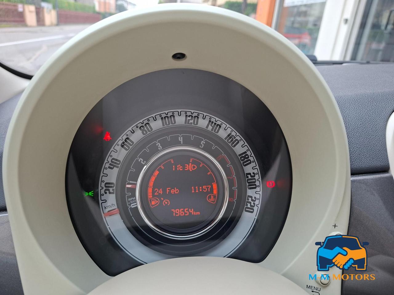 FIAT 500 lounge neo patentati