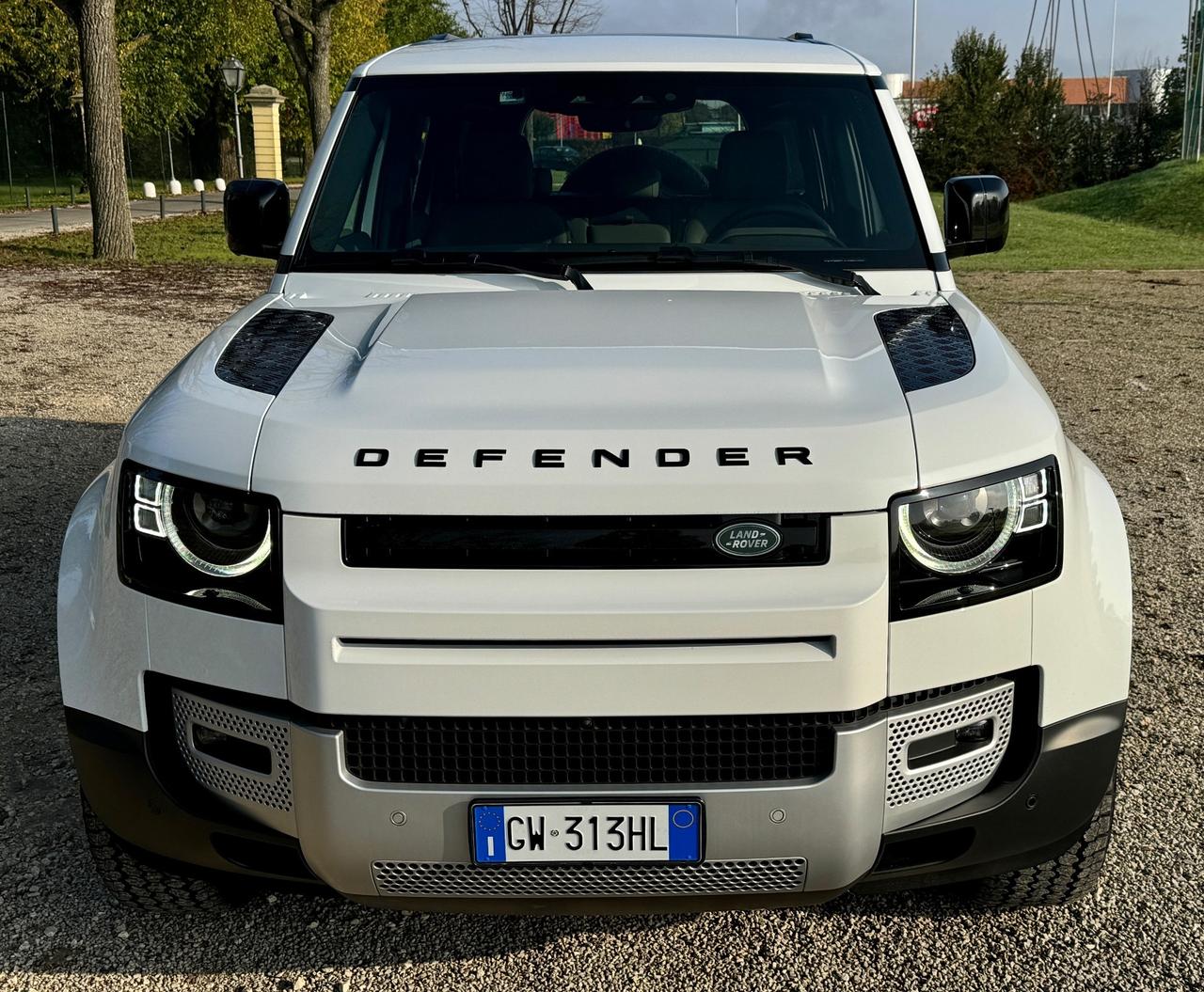 Land Rover Defender 250 CV - SUBENTRO LEASING