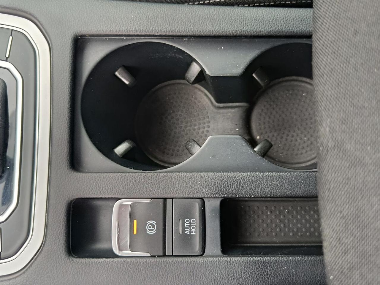 Volkswagen Passat Business 2.0 TDI #9251