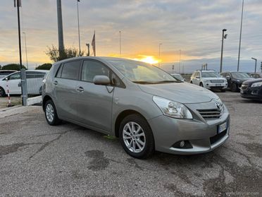 TOYOTA Verso 2.0 D ACTIVE 7 posti