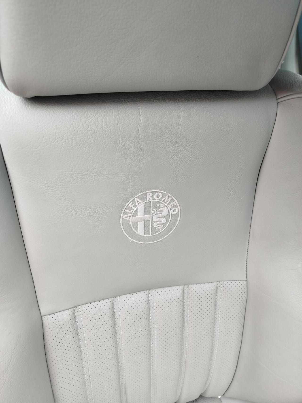 Alfa Romeo 166 2.4 JTD M-JET 20V cat Luxury