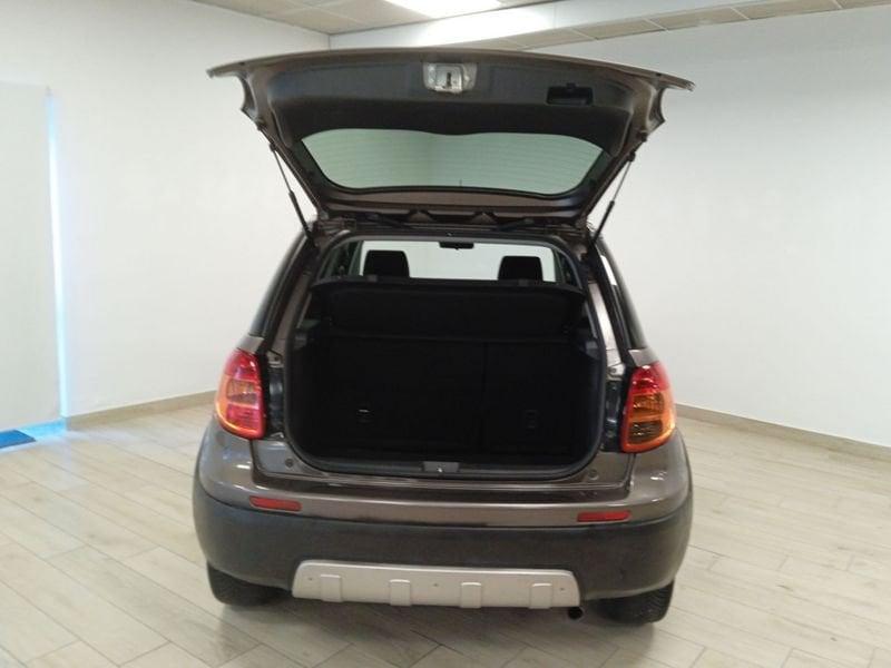 FIAT Sedici 2.0 MJT 16V DPF 4x2 Dynamic