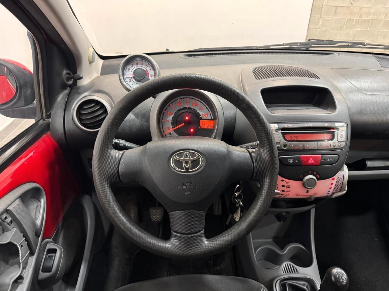 Toyota Aygo 1.0 12V VVT-i 5 porte Sol
