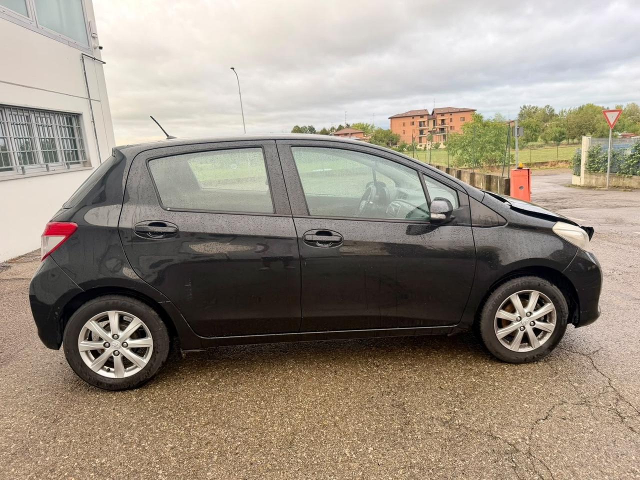 Toyota Yaris 1.4 D-4D incidentata motore funzionante
