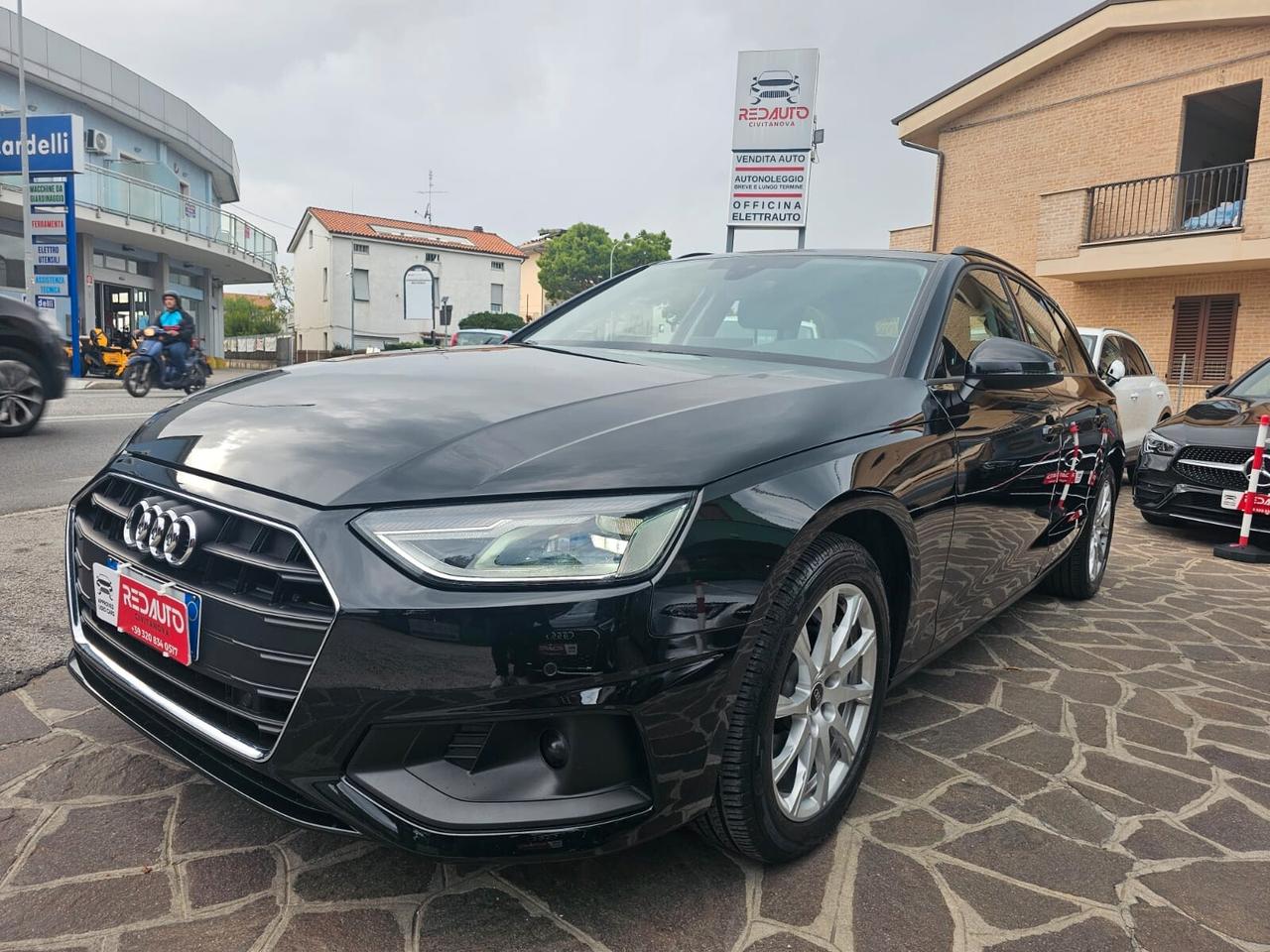 Audi A4 Avant 40 TDI S tronic Business