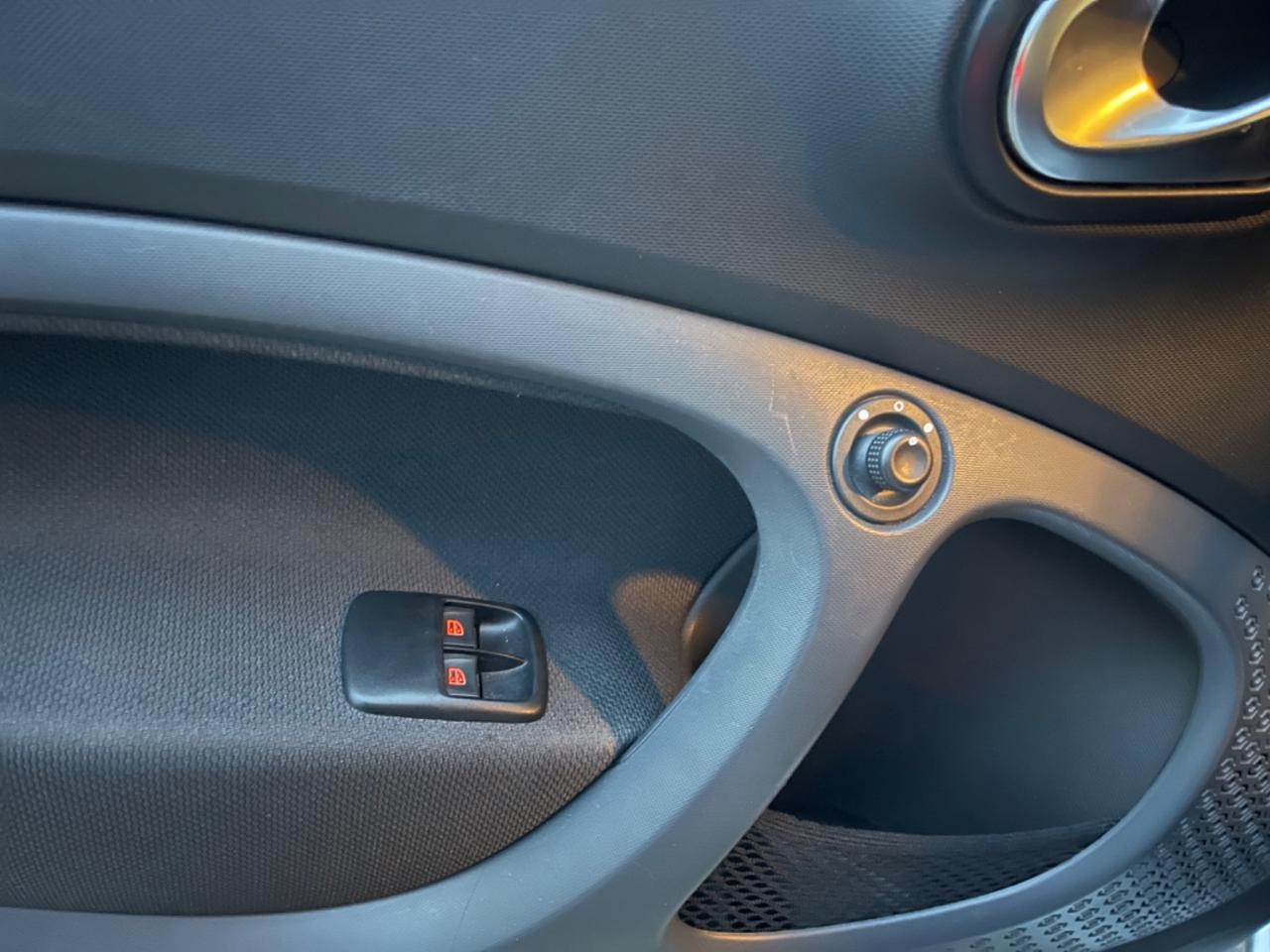 Smart ForTwo EQ Passion KM 28.000 CERTIFICATI (BLOCK SHAF)