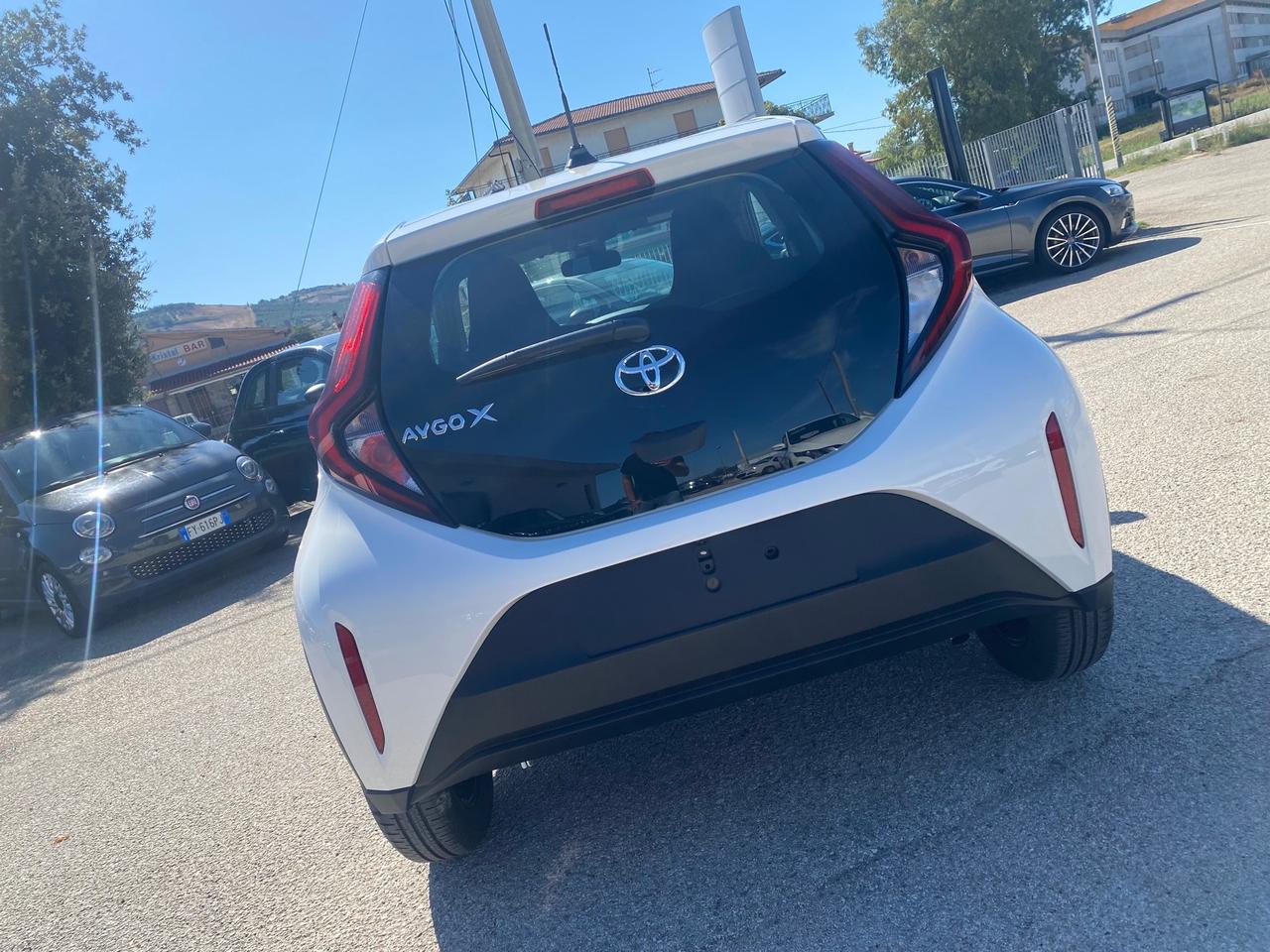 Toyota Aygo X 1.0 VVT-i 72 CV 5 porte Active