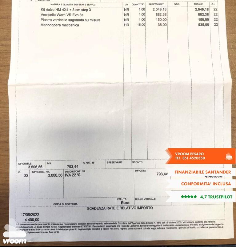 SUZUKI Jimny 3ª serie Jimny 1.3i 16V cat 4WD JLX