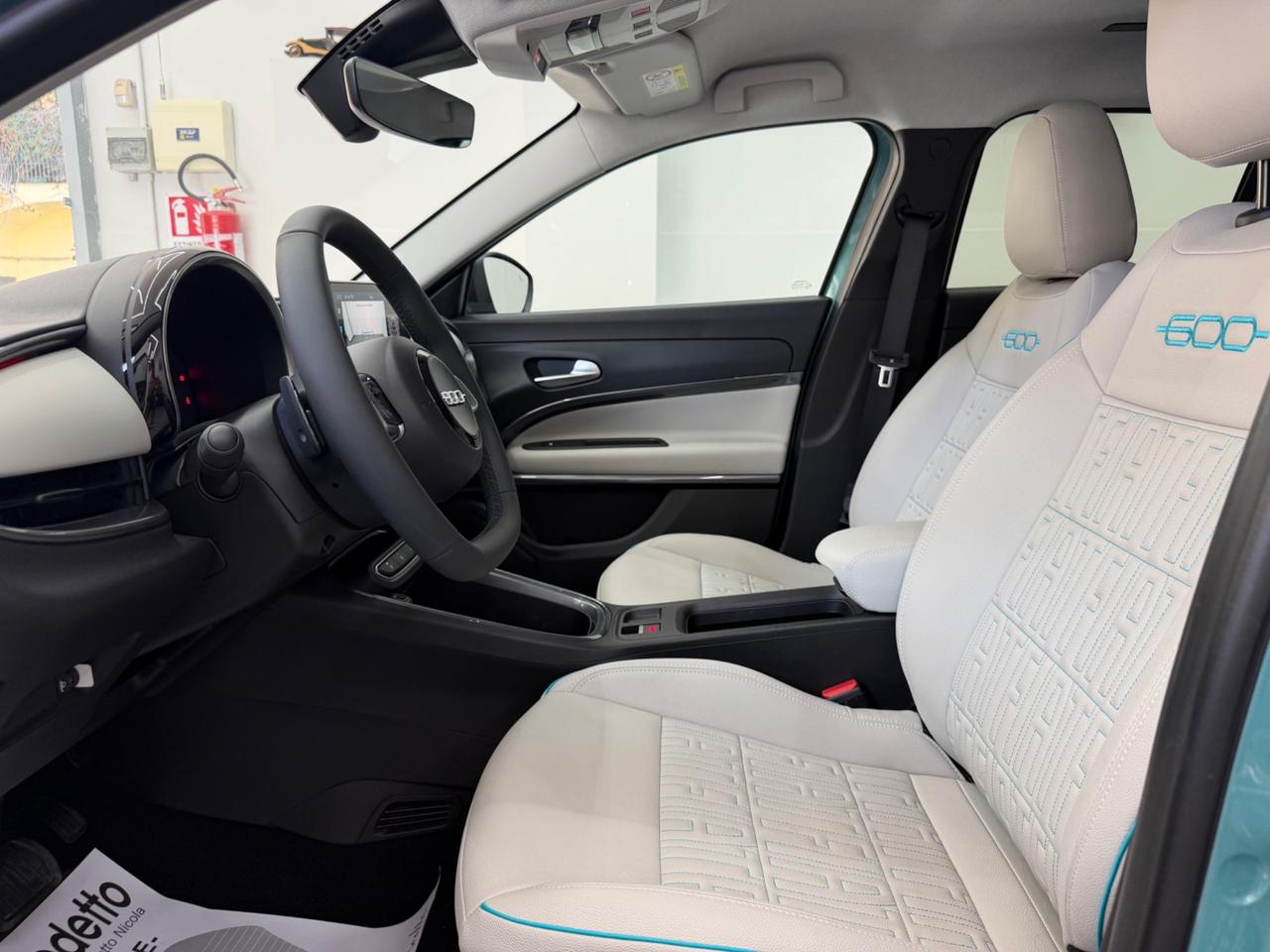 Fiat 600 Hybrid 145 CV DCT MHEV La Prima 2025