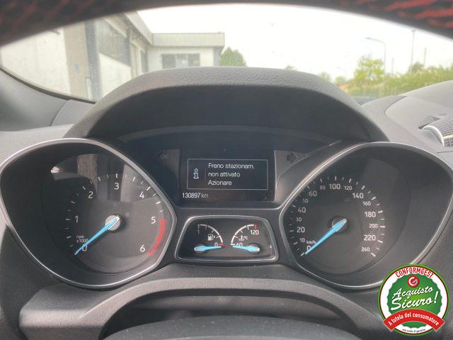 FORD Kuga 1.5 TDCI 120CV S&S 2WD Powershift ST-Line Business