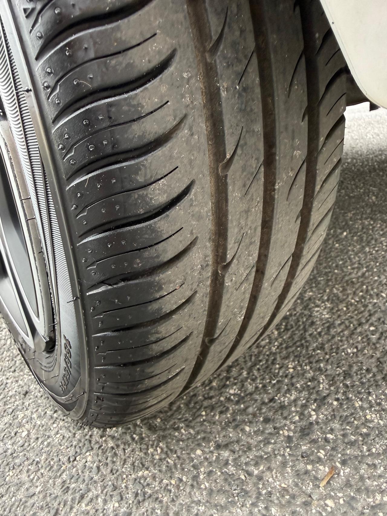 FIAT 500 1.0 hybrid Club 70cv Bianco Gelato Uff. Fiat