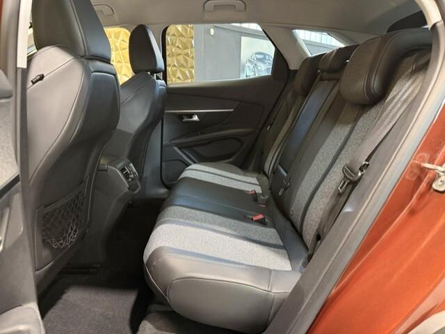 Peugeot 3008 PureTech Turbo 130 Allure