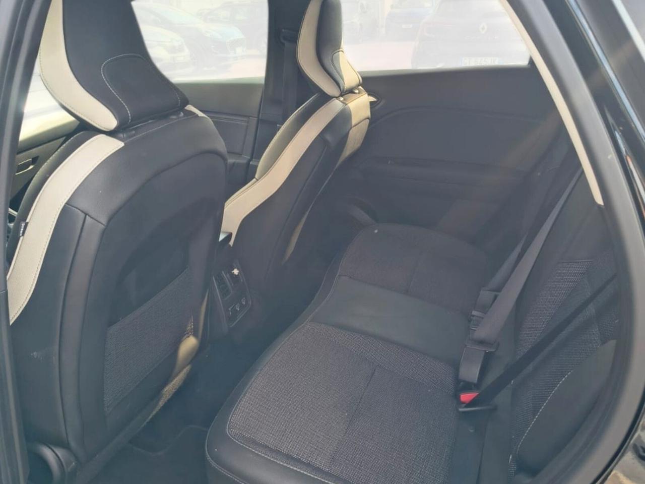 Renault Captur Full Hybrid E-Tech 145 CV Techno