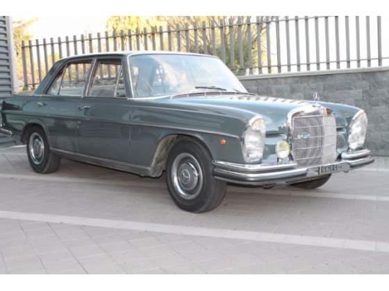 Mercedes-Benz 250 S