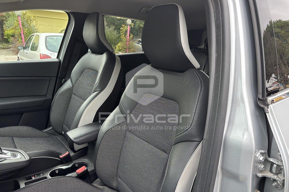 RENAULT Captur Plug-in Hybrid E-Tech 160 CV Intens