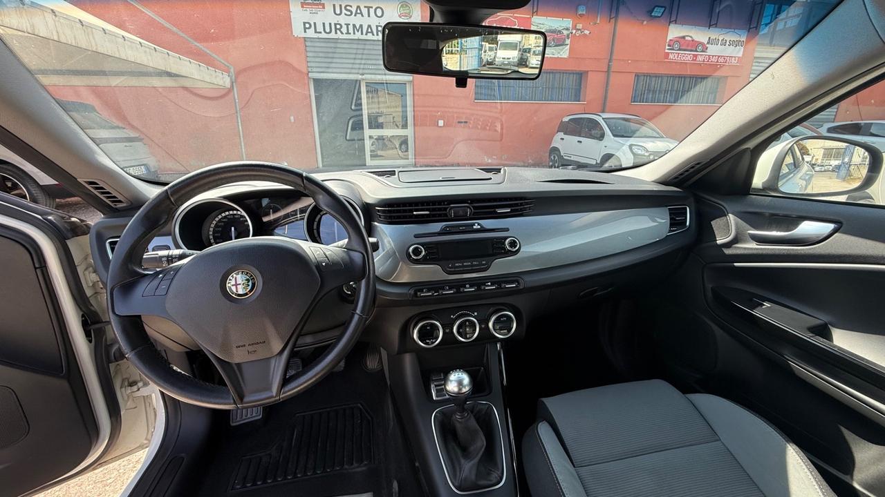 Alfa Romeo Giulietta 1.6 JTDm-2 105 CV Exclusive