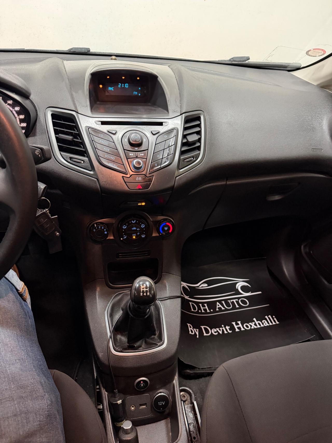 Ford Fiesta 1.4 5p. Bz.- GPL Titanium