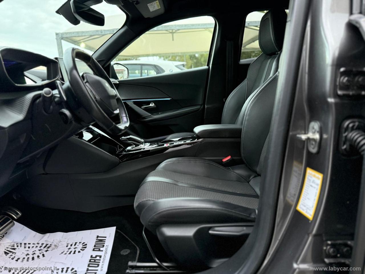 PEUGEOT 2008 PureTech 130 S&S EAT8 GT Line